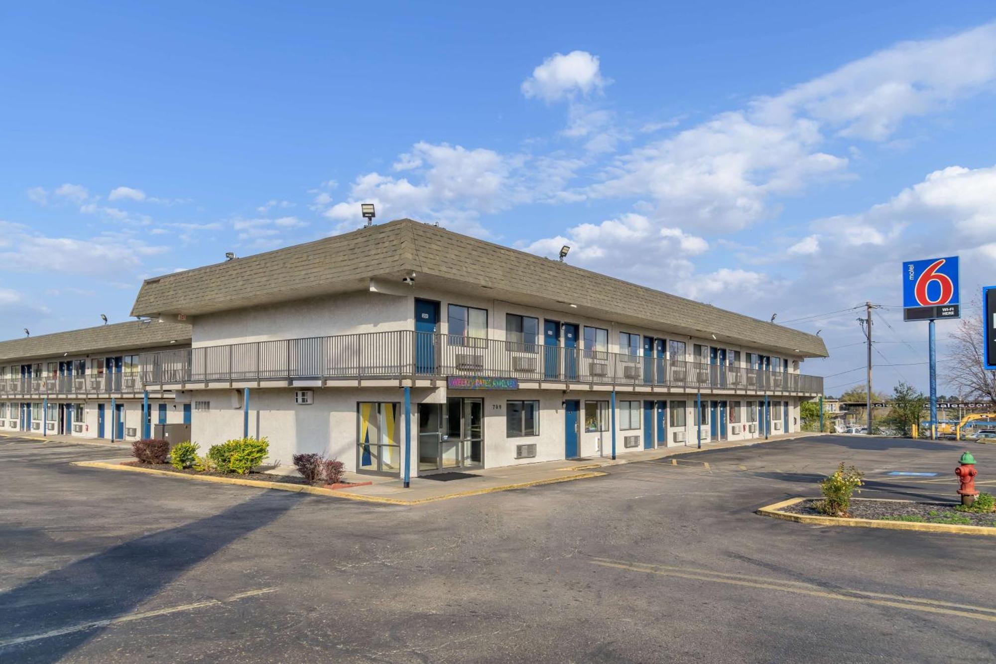 Home 6 Motel Topeka Exterior photo